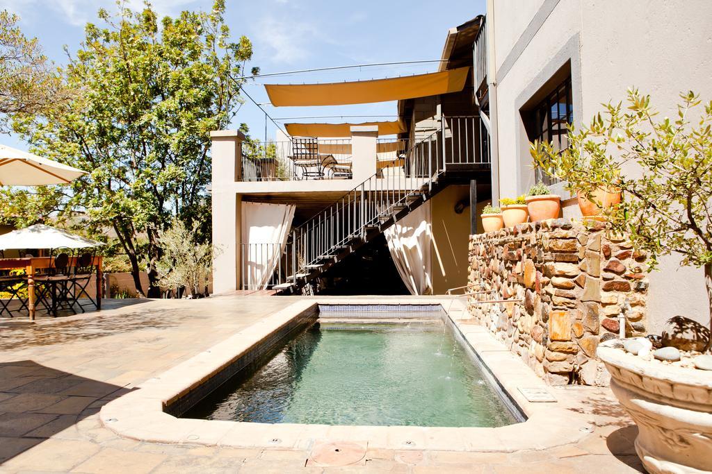 Olive Grove Guesthouse Windhoek Exterior foto
