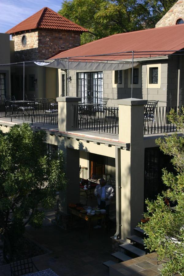 Olive Grove Guesthouse Windhoek Exterior foto