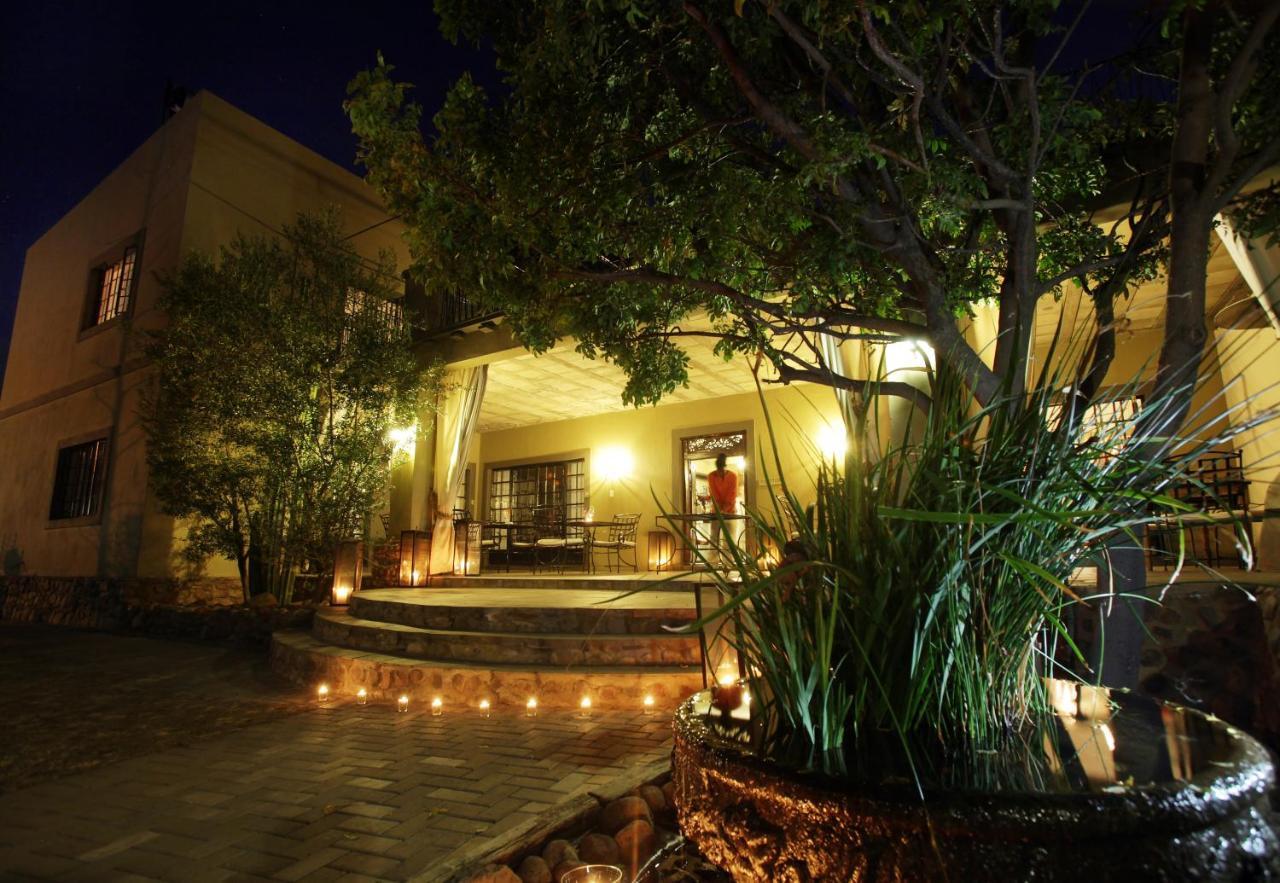 Olive Grove Guesthouse Windhoek Exterior foto